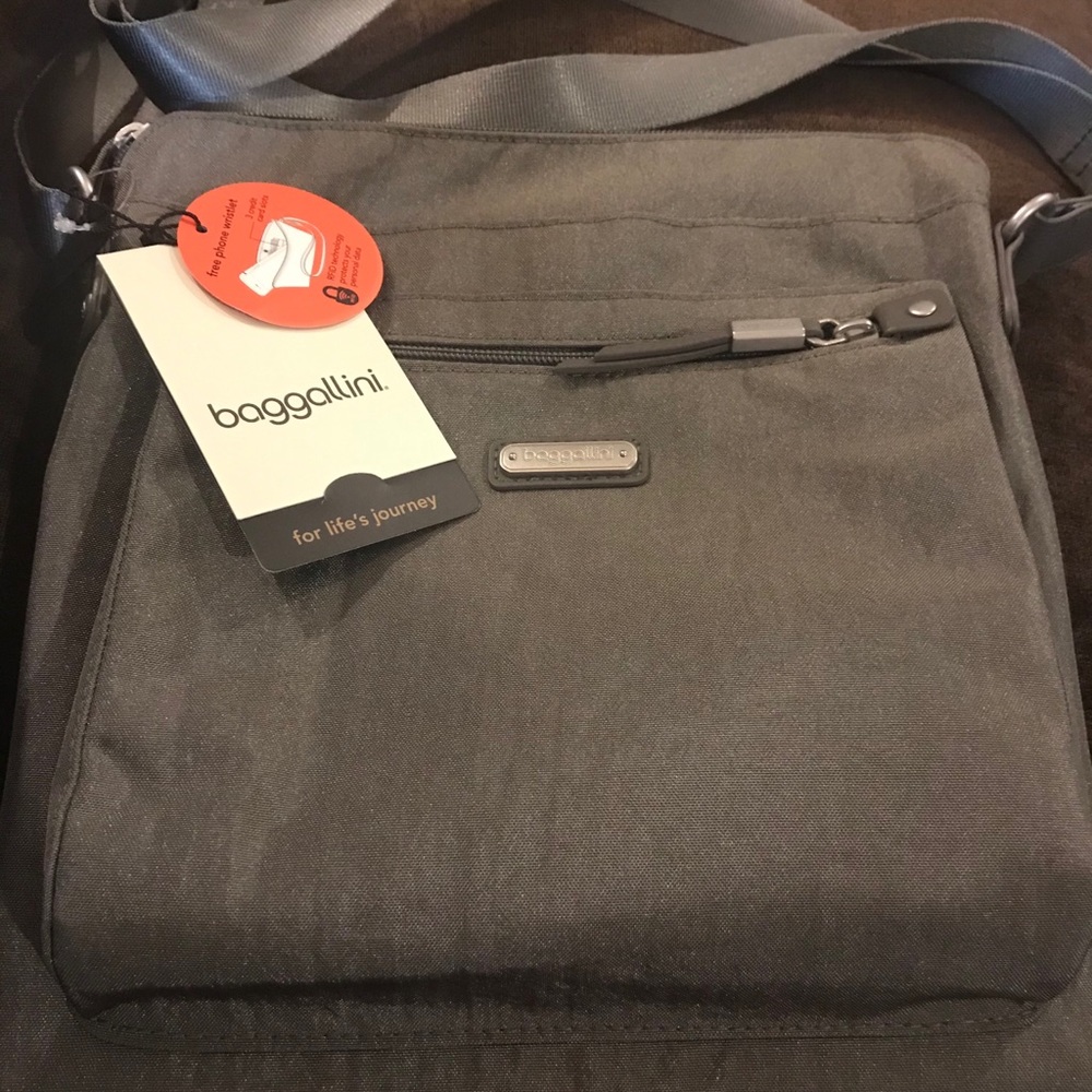 Baggallini hand bag